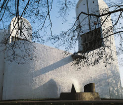 Chapelle de Ronchamp dessinée par Le Corbusier