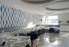Monte Carlo Beach Hotel, restaurant elsa